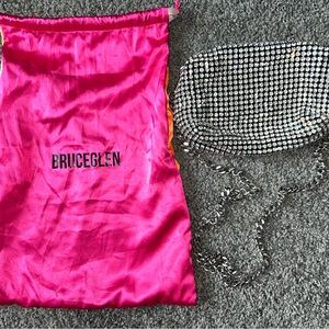 BruceGlen Silver Rhinestone Chain Bag